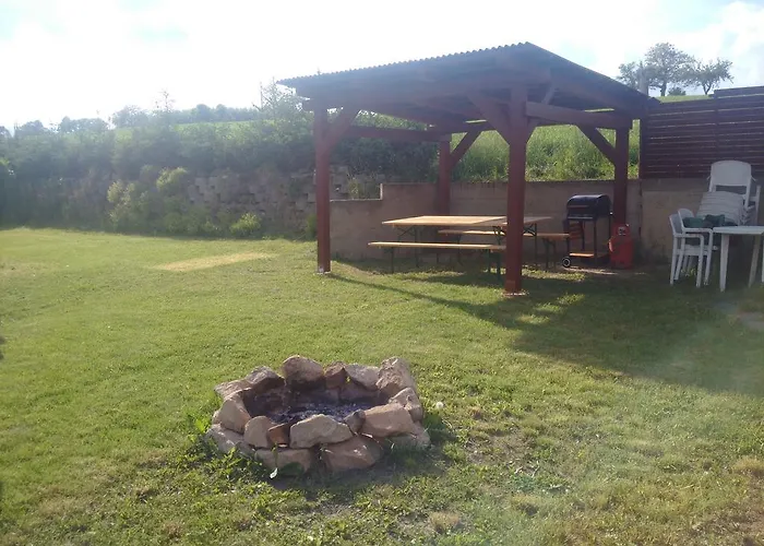 U Rybnika Vakantiehuis Msecke Zehrovice